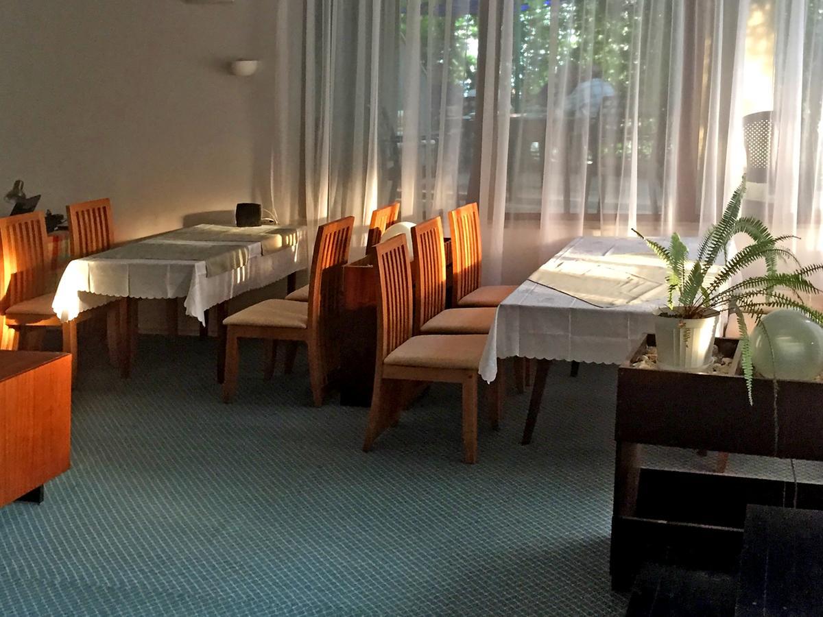 Villa Elfi Zlatni pjasătsi Eksteriør bilde